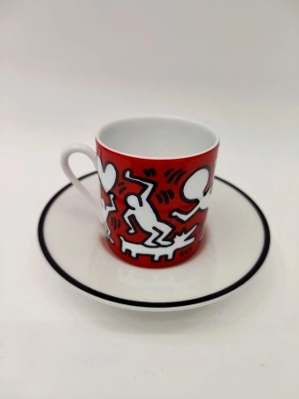 Набор посуды: 2 чашки + 2 тарелки