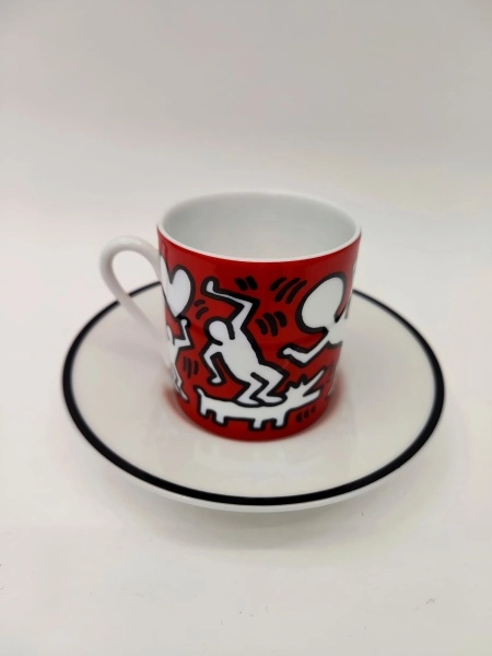 Набор посуды: 2 чашки + 2 тарелки