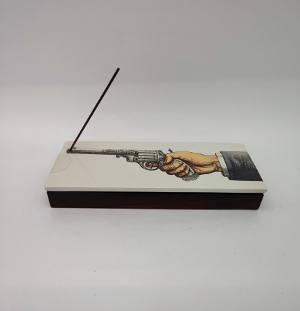 Декоративная емкость для ароматизированных палочек