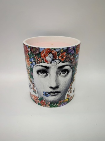 Ароматизированная свеча в керамическом стакане с крышкой, 1900 гр