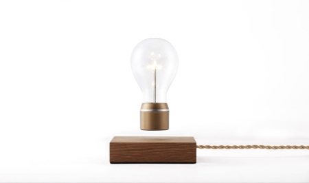 Левитирующая лампочка 